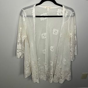 Lace kimono